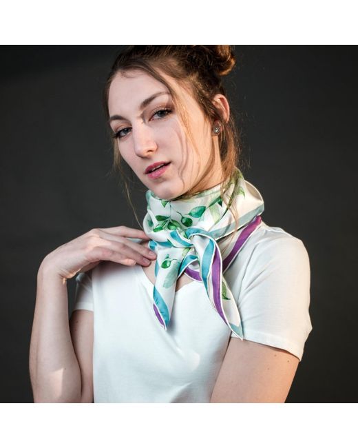 Jessie Zhao New York Green Double Sided Silk Scarf Of The Color Of Breeze