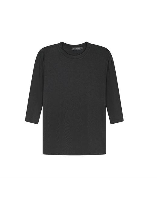 Rave on Trend Black Everyday Tee