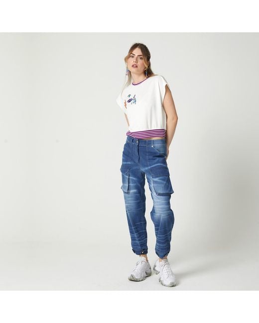 Lalipop Design White Embroidered Motif Cropped Cotton T-Shirt