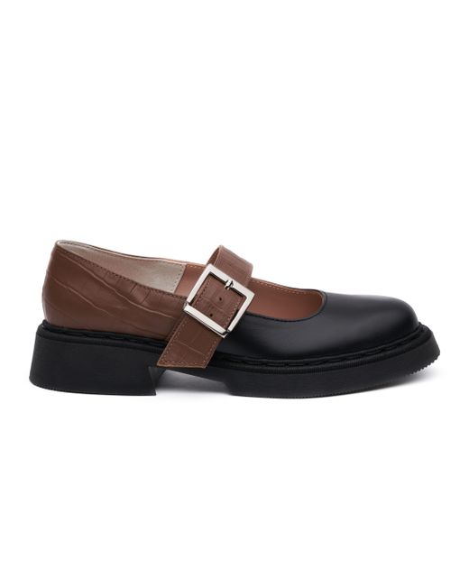 Mas Laus Brown Closed Toe Buckle Sandals