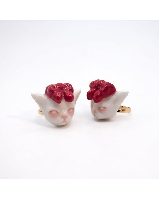 H2 Studio Red Angry Puss Porcelain Ruby Bow Tie Cat Plated Brass Ring