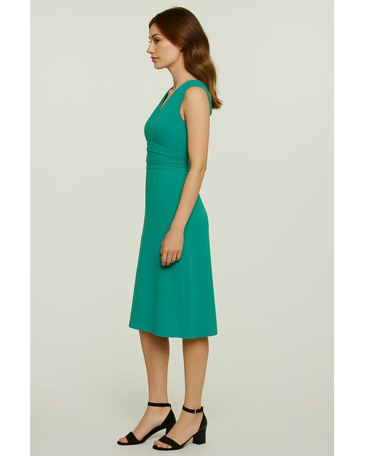 Conquista Green V Neck Dress With Sash