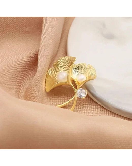 Angel Barocco Metallic Natural Freshwater Pearl Ginkgo Leaf Brooch