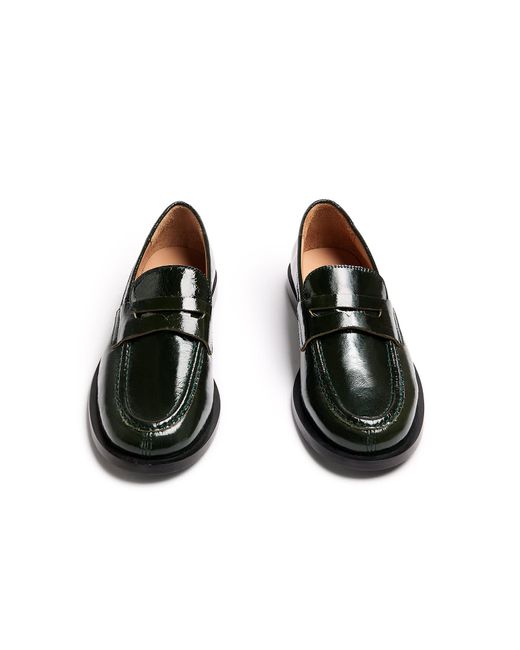 Naguisa Black Loafers