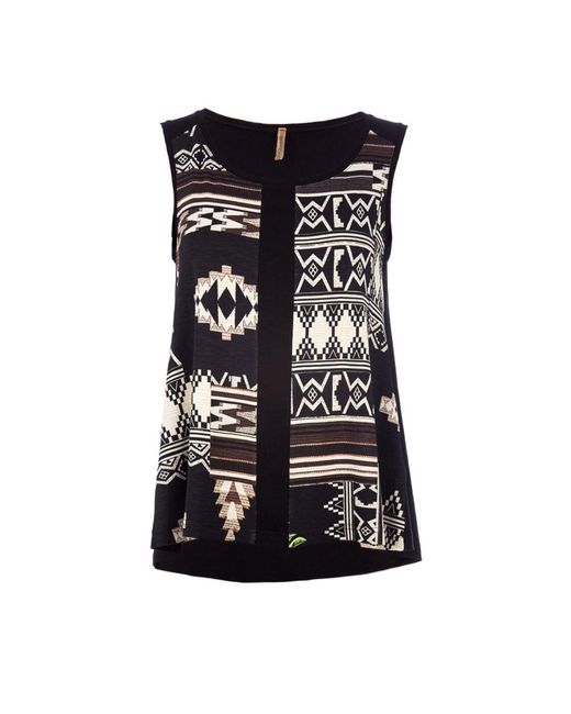 Conquista Black Sleeveless Jungle Print Top