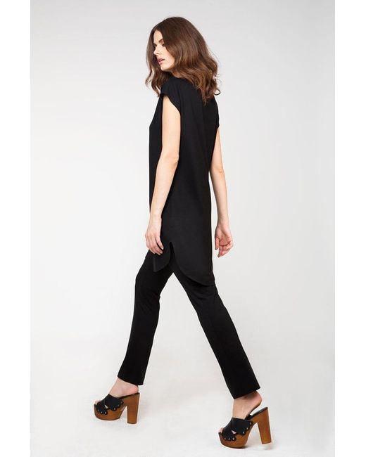 Conquista Black Pattern Detail Tunic