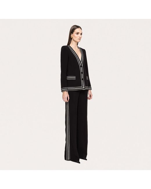 Nissa Black Single-Breasted Suit Jacket