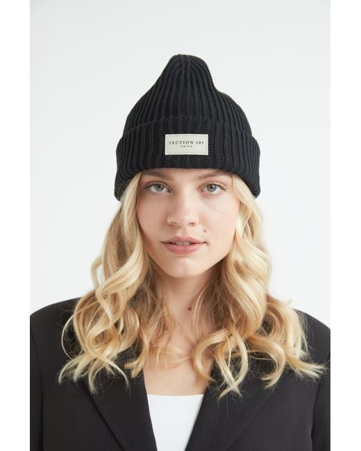 SECTION 101 Black Tilly Hat