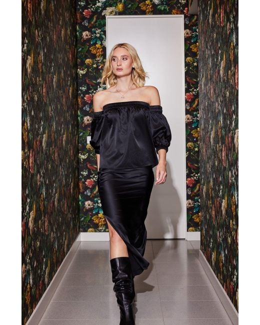 Lindsay Nicholas New York Blue Silk Off The Shoulder Top