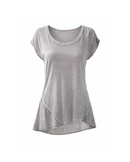 Conquista Gray Relaxed Short-Sleeve Top With Asymmetric Hem – Effortless Style & Everyday Comfort