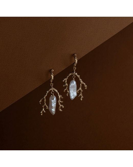 Zoe & Morgan Metallic Mutiara Earrings With Pearl