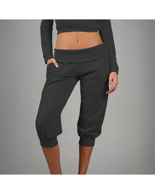 Love and Nostalgia Gray Weekender Capri Track Pant