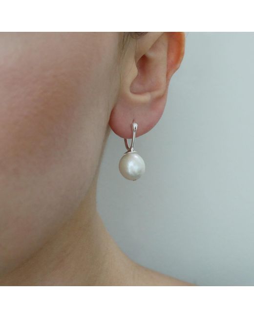 MOUNIR LONDON Metallic Baroque Pearl Earrings