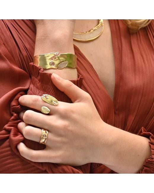 Rare Matters Jewelry Metallic Sprinkled Strawberry Quartz Banded Ring