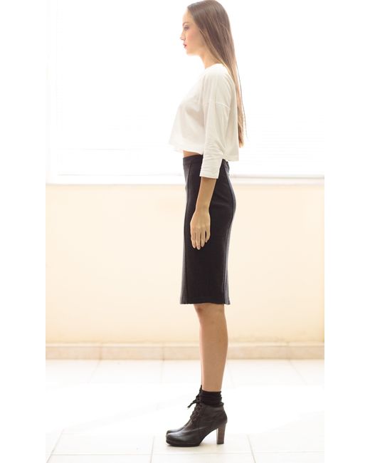 Conquista Green Elegance Embodied Two Young Crop Top