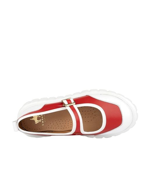 Embassy London USA Red Sophie