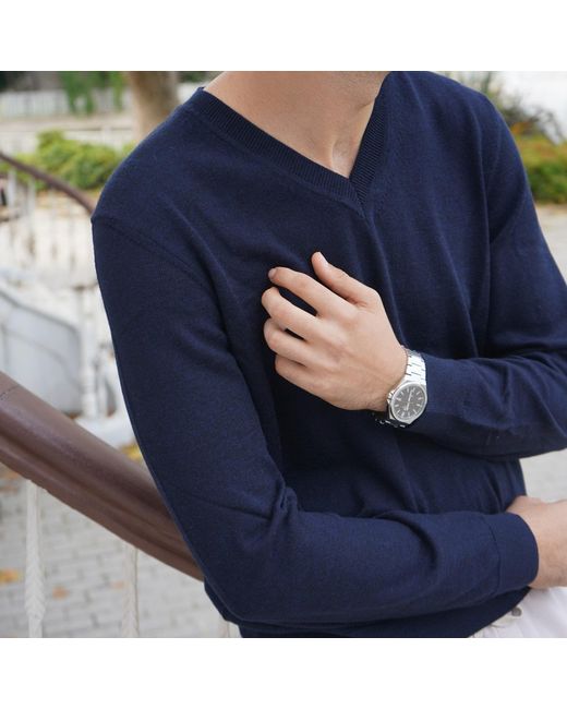 Nuvv Collection Blue V-Neck Merino Wool Sweater – Premium Italian Yarn