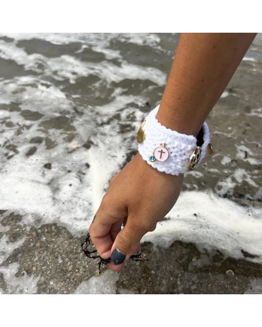 Hilo De Mar White Wave Narrow Bracelet
