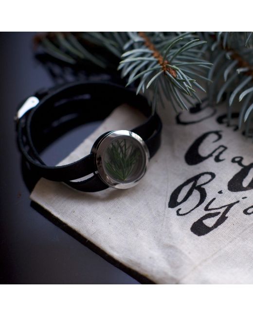 My Little Nature Blue Designer Leather Bracelet With Preserved Pine Needles – Sustainable Jewelry