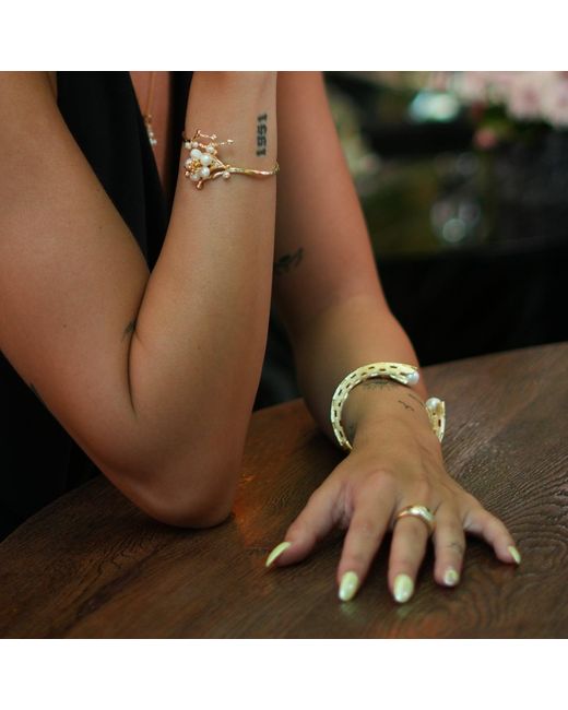 Ebru Jewelry Metallic Cleopatra & Pearl Chunky Cuff Design Bracelet