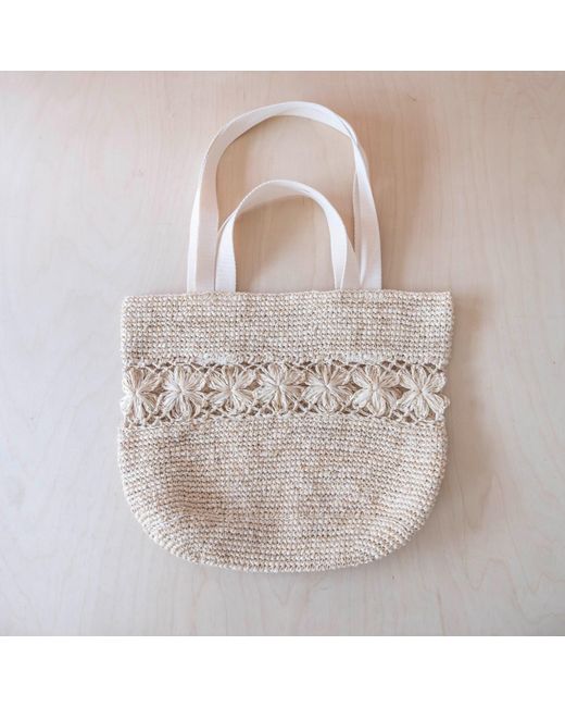 LIKHÂ White Neutrals Handwoven Raffia Tapered Tote Bag – Flower Weave