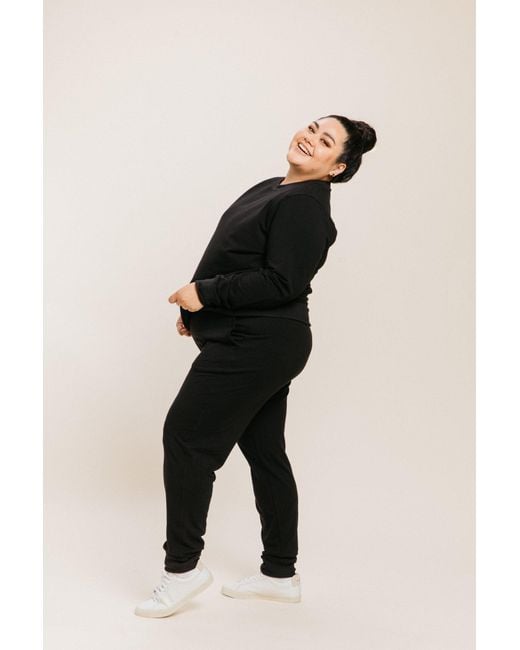 Ocio Leisurewear Black Classic Softcore Crewneck