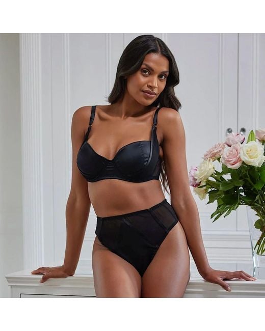 Voller the Corset Company Limited Black Vivienne Thong