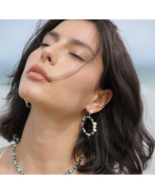 Retro Chic Metallic Thetis Earrings