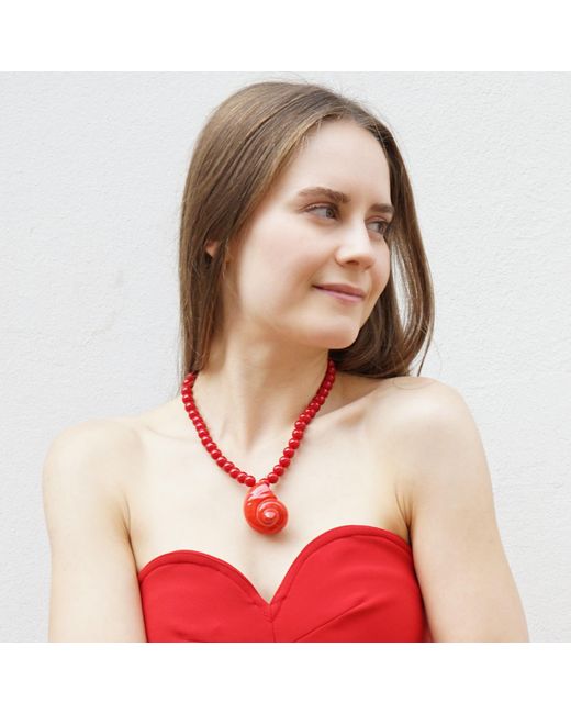 Smilla Brav Red Shell Necklace Sienna