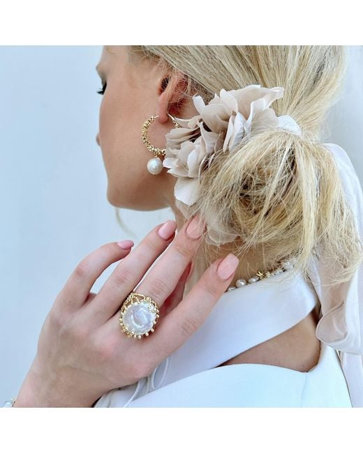 Farra Metallic Flat Freshwater Pearls Setting Chunky Ring