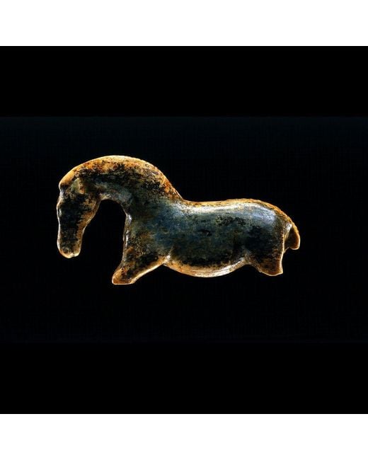 Ormiro Metallic Vogelherd Horse Necklace