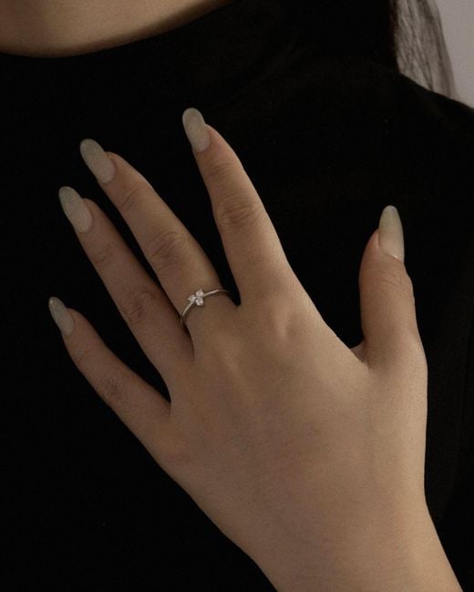 Diamonbliss White Marilyn Monroe Dainty Trio Stone Ring