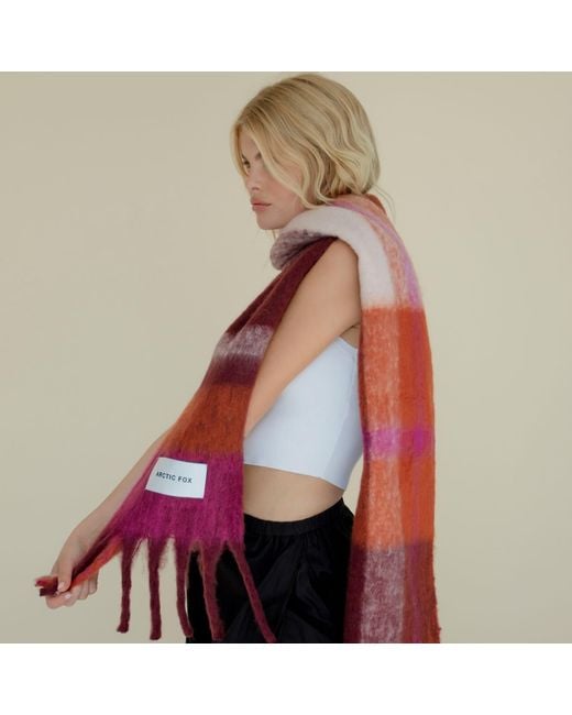 Arctic Fox & Co. Red The Stockholm Scarf Autumnal Falls