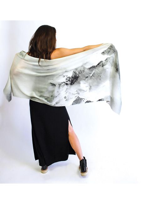 Zenzee Gray Cashmere & Wool Nature Scarf — Mountains