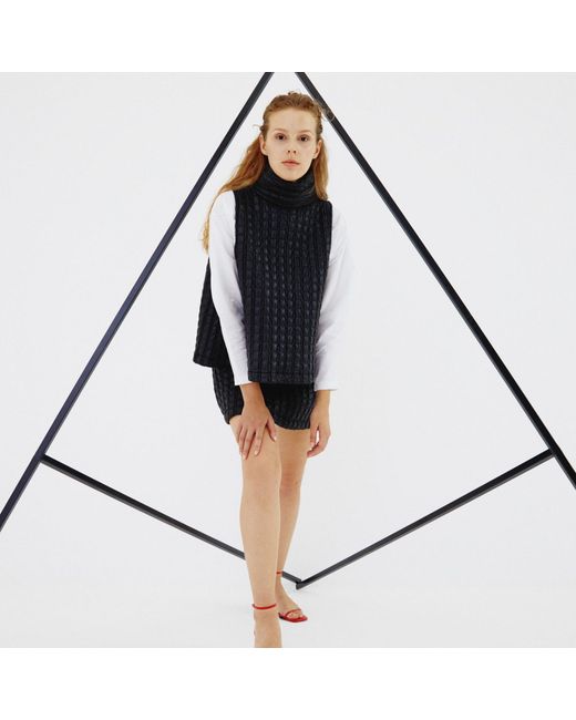 Mirimalist Black Puff Sleeveless Vest Coat