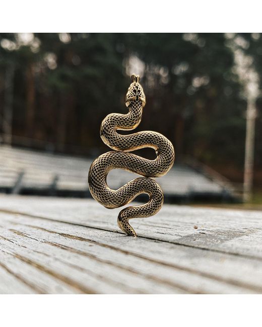 Make Heads Turn Metallic Golden Metal Pin Snake