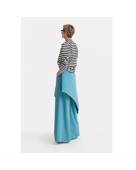 Julia Allert Black Work & Occasion