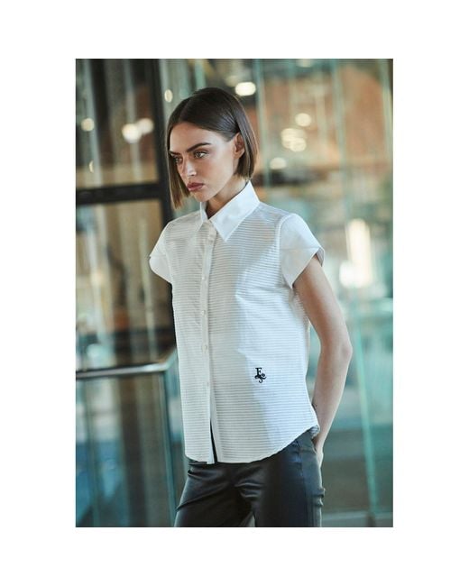 The Extreme Collection White Henrietta Petal Front Drawstring Shirt