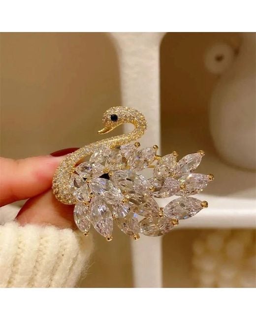 Angel Barocco White Luxury Diamond Swan Brooch