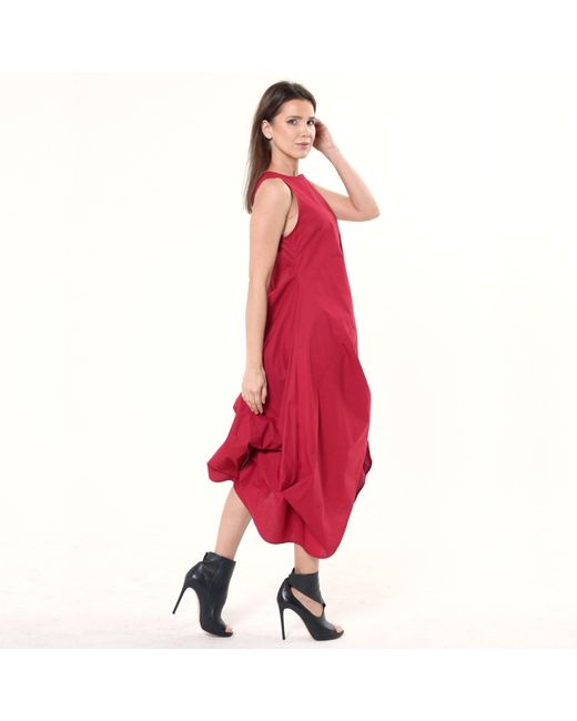 Metamorph Red Asymmetric Sleeveless Dress