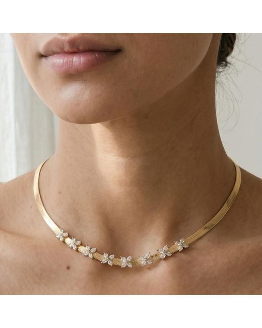 Uchi and Soto Metallic Kinmokusei Chain Floral Necklace