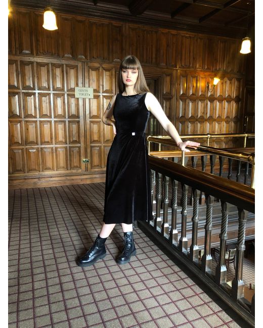 Frock Tales Black Peony Sleeveless Midi Dress