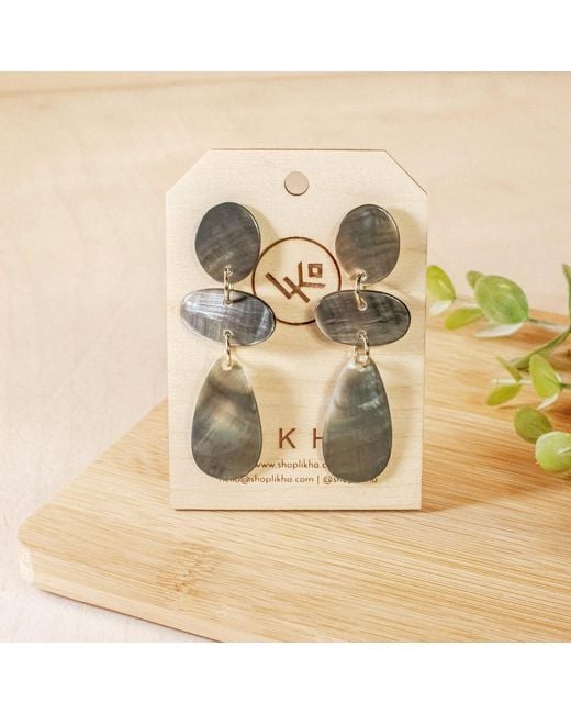 LIKHÂ Black Raindrop Mother-Of-Pearl Earrings