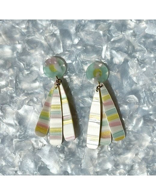 CLOSET REHAB Green Petal Drop Earrings