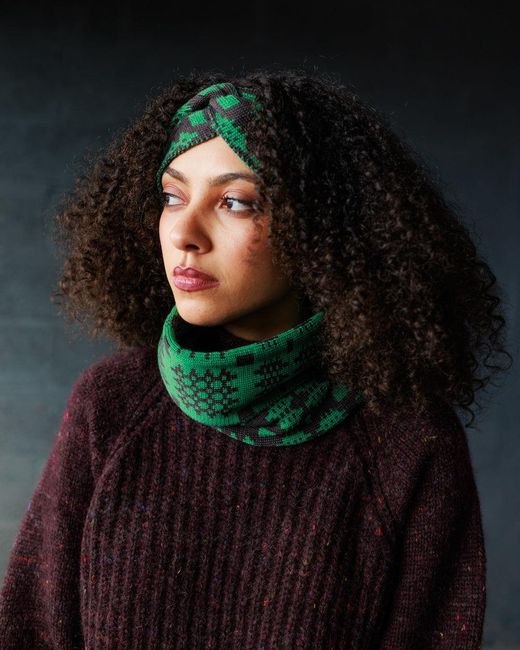 Mabli Green Carthen Merino Tube Scarf