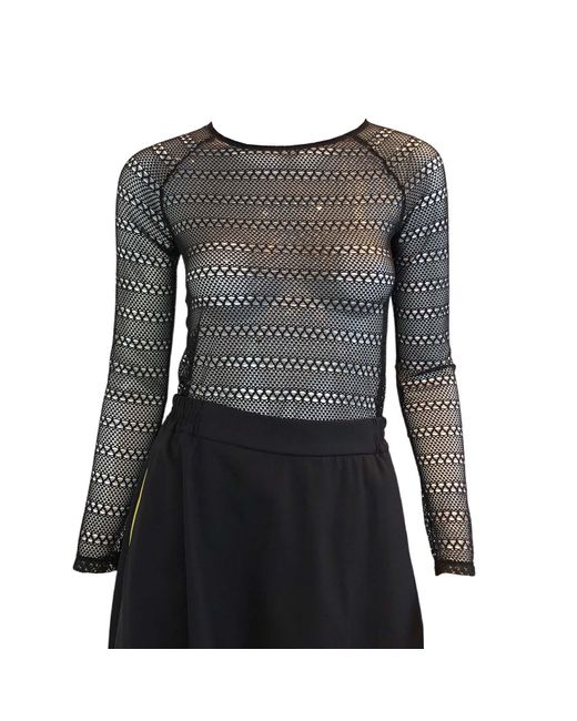 SNIDER Black Biscuit Long Sleeve Top