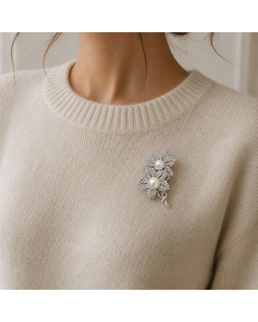Nuvv Collection White Neutrals Pearl & Crystal Floral Brooch – Vintage Inspired Statement Pin