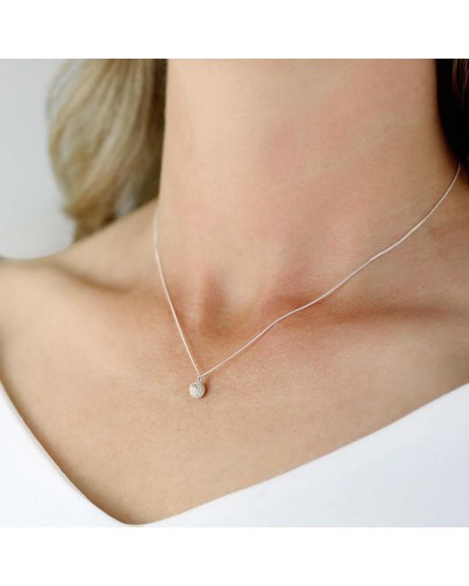 Lee Renee Metallic Dahlia Necklace –