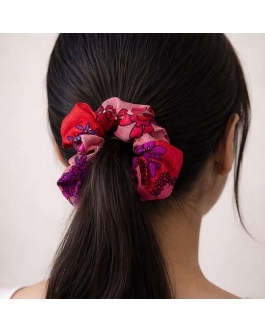 Introvertie VIENNA Red Silk Linen Scrunchie Bloom