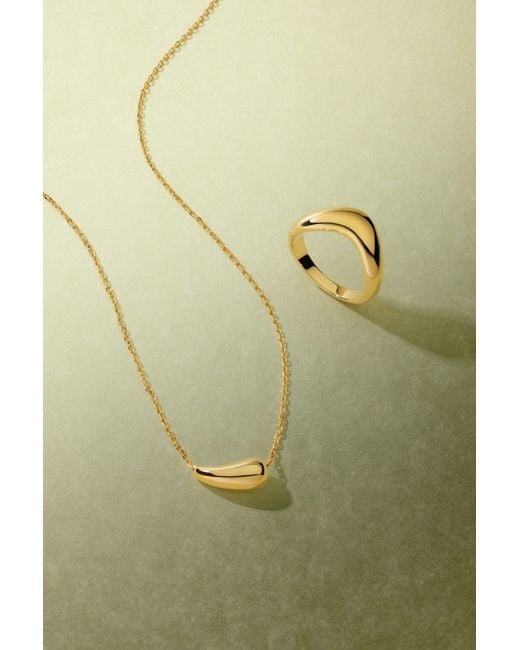 Vanhi Metallic Vava Plain Chunky Curved Wave Ring